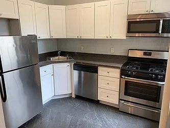 Rented by Premier Metro Realty Corp