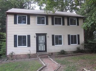 8824 Pepperidge Rd, North Chesterfield, VA 23236