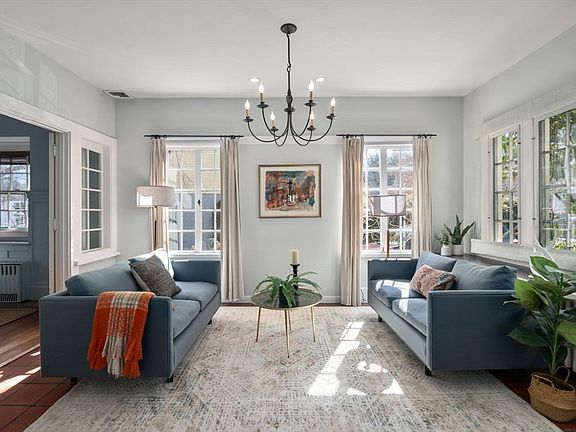 4th image of 189 Clinton Rd