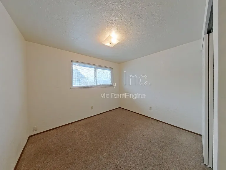 2521 SW Pickford St #D — Photo 9