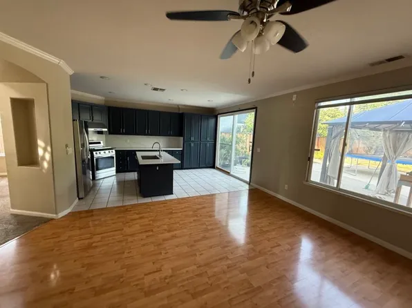 722 Summer Ln, Tracy, CA 95377