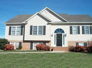 267 Peoples Creek Rd, Advance, NC 27006