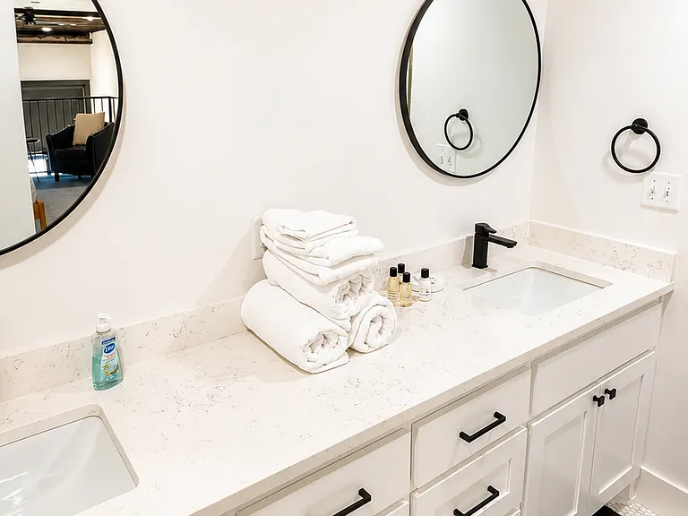 120 E Rogers Blvd #1 — Photo 6