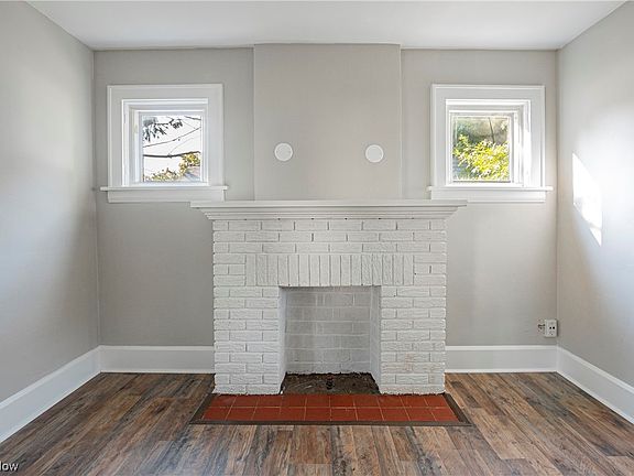 5th image of 1190 Dietz Ave