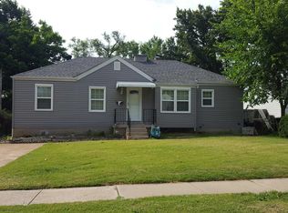 10208 Saint Richard Ln, Saint Ann, MO 63074