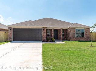 4405 SW Comstock Ave, Bentonville, AR 72713