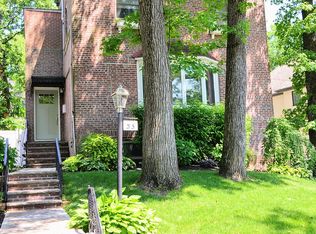 35 Midland Rd, Staten Island, NY 10308