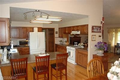 5th image of 5535 108th St SE