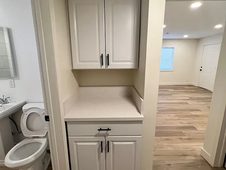 1501 Stewart Ave — Photo 4