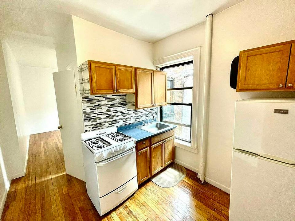 1st image of 224 Avenue B APT 18
