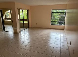 9255 SW 125th Ave APT 406R, Miami, FL 33186