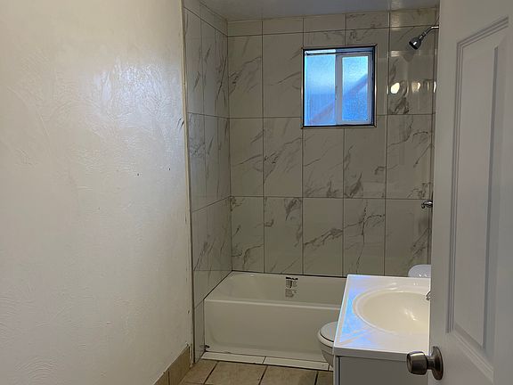 4th image of 3598 S Wendell Cir #B