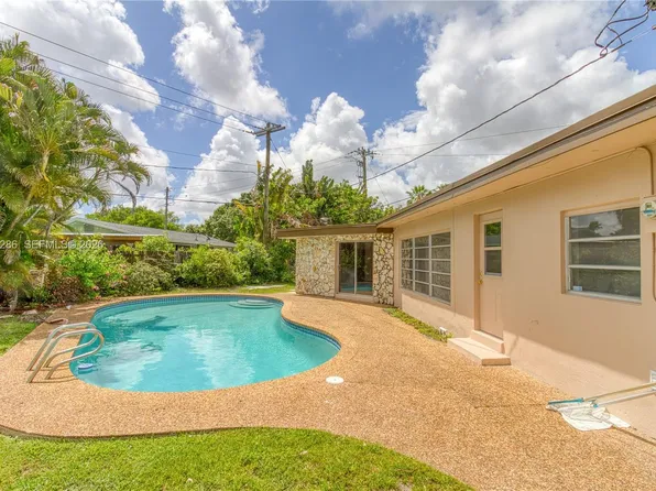 192 SW 62nd Ter, Plantation, FL 33317