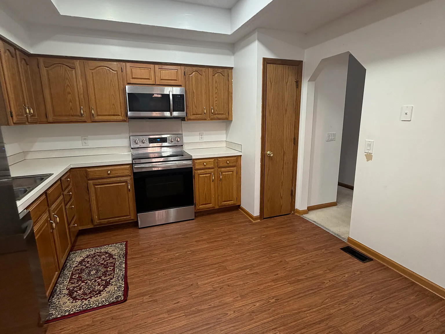 3 bed, 1550 sqft, $2,095 — Photo 2