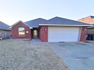2305 SW 44th St, Lawton, OK 73505
