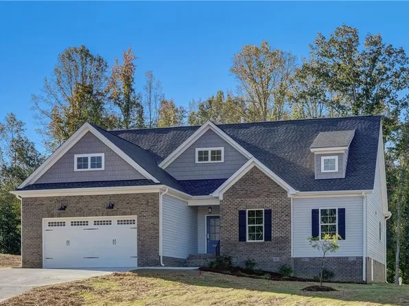 410 Wild Fern Ln, Reidsville, NC 27320
