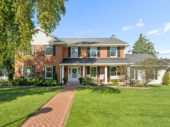 400 S Roosevelt Dr, Beaver Dam, WI 53916