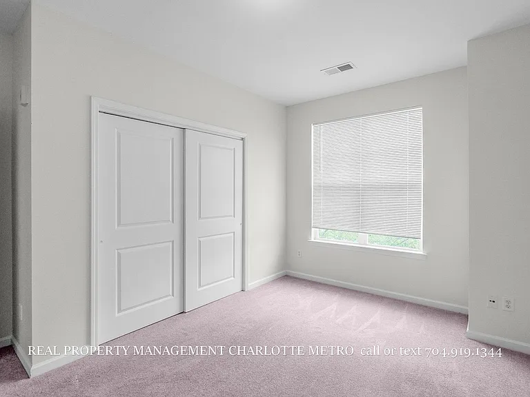 1630 Walnut View Dr — Photo 26