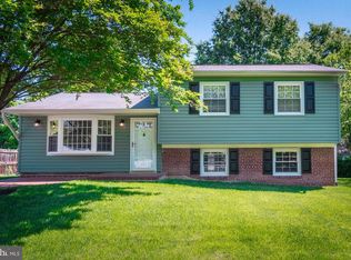 8203 Ackley St, Alexandria, VA