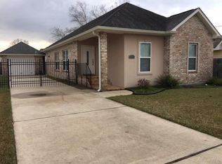 220 Soniat Ave, Harahan, LA 70123