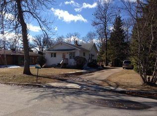 405 Roberts Ave NE, Warroad, MN 56763