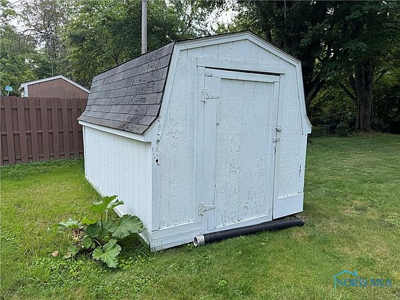 5th image of 203 Bassard Dr