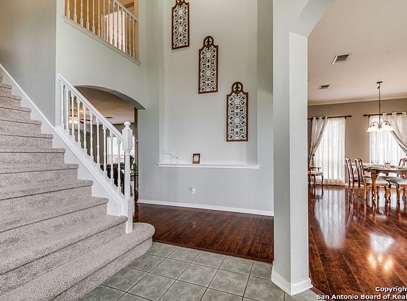 4th image of 718 Belmark Ct