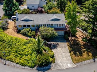 179 Hurricane Ridge Dr, Sequim, WA 98382