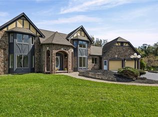 238 W Hill Est, Rochester, NY 14626