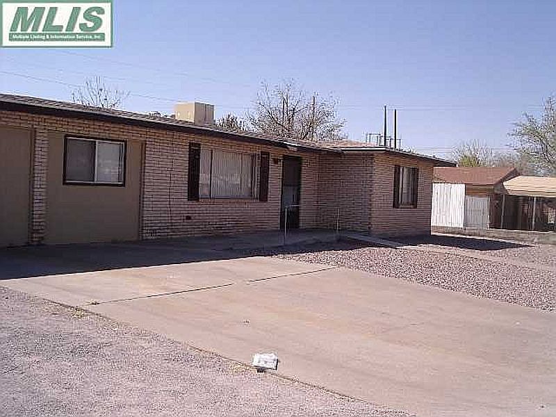 2nd image of 1010 Avondale Dr