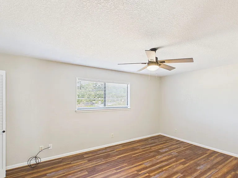 119 Frederick Rd — Photo 25