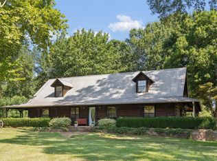 2105 County Road 2111, Hooks, TX 75561