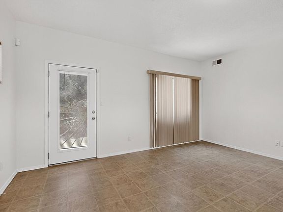 5th image of 6256 Nardos Rd NW