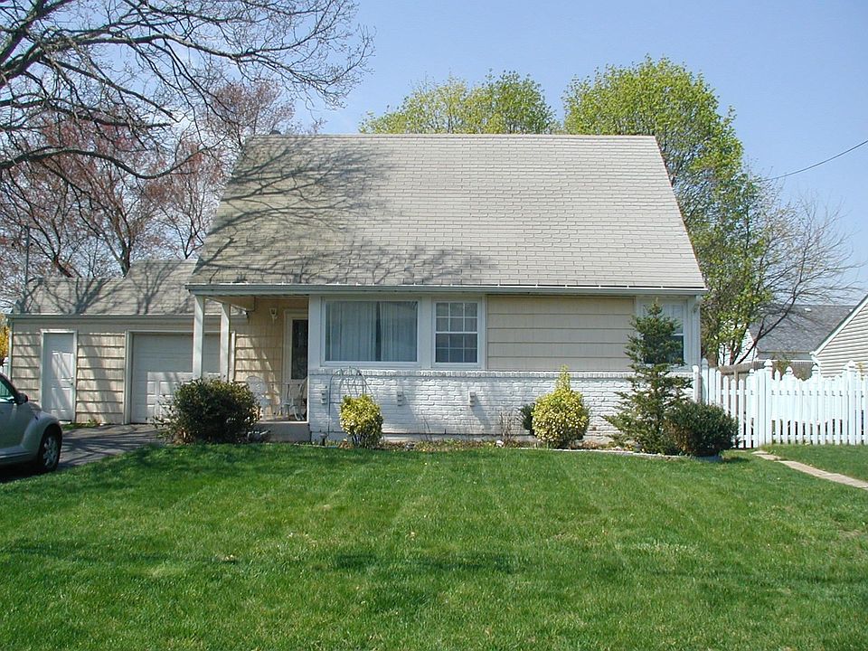 1st image of 548 French Ave