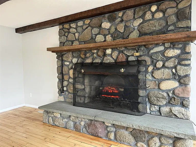 9 Heaphy Ln — Photo 10