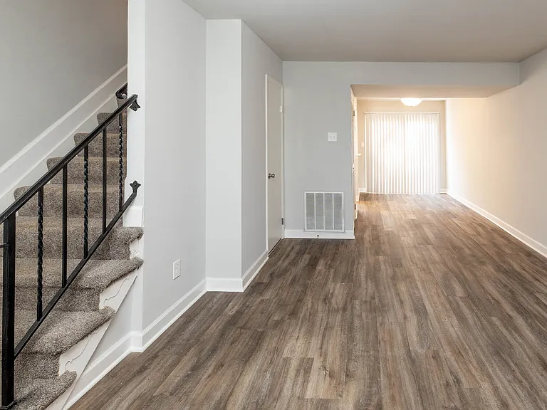 McDonogh Village Apartments & Townhomes — Photo 6