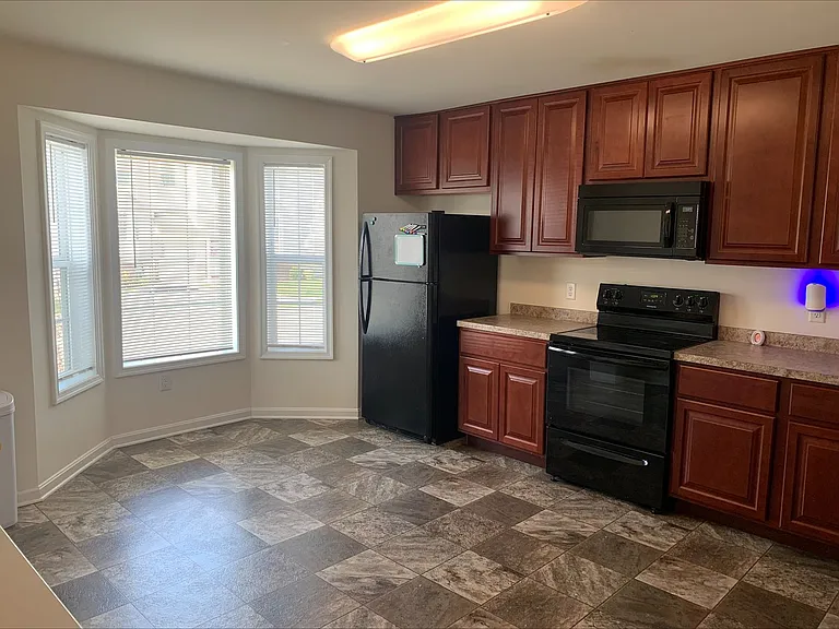 327 Tribbitt St — Photo 1