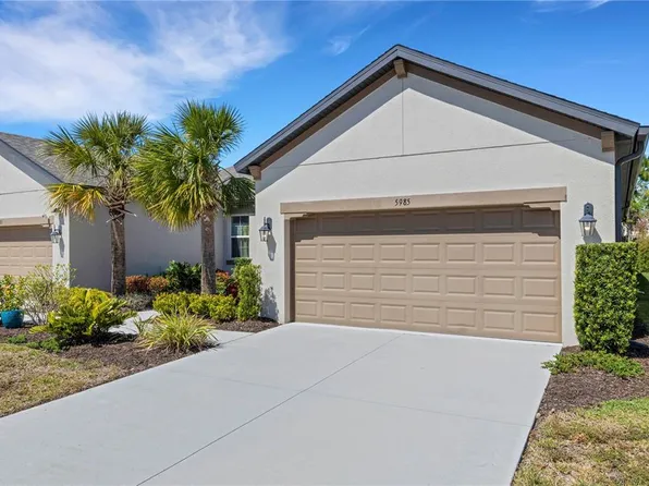5985 Amberly Dr, Bradenton, FL 34208