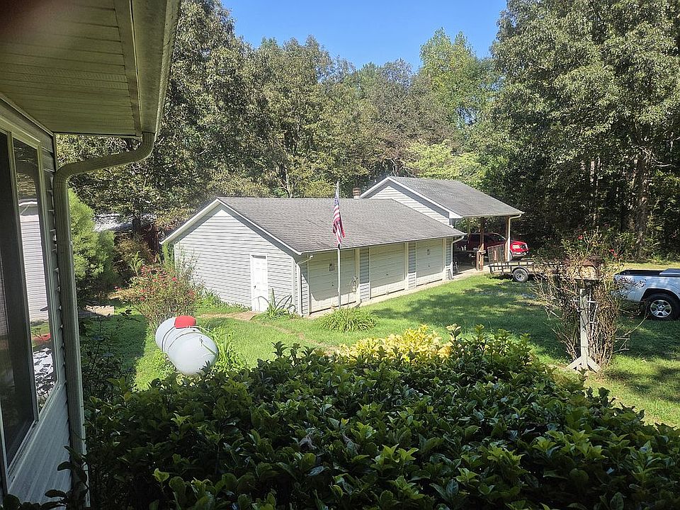 2nd image of 77 Rosewood Ln