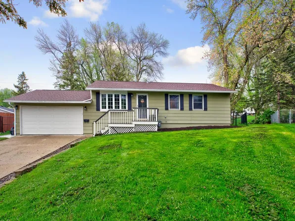 1229 8th Ave NE, Owatonna, MN 55060