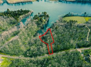 16 Glen Eagles Dr, Gordonsville, VA 22942