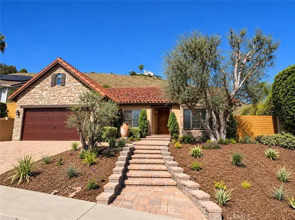 25861 Avatar, Laguna Niguel, CA 92677
