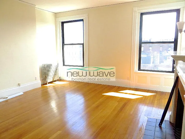 503 Beacon St #14 — Photo 7