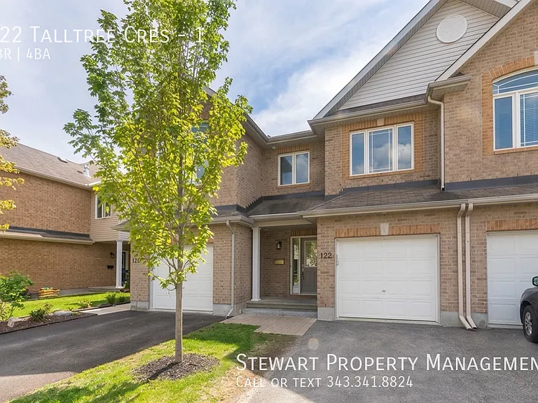 122 Talltree Cres #1 — Photo 2