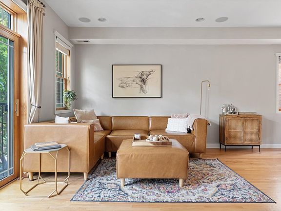 4th image of 1512 N Hudson Ave APT 3