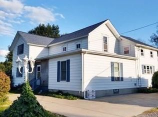 4280 Willow Rd, Wilson, NY 14172