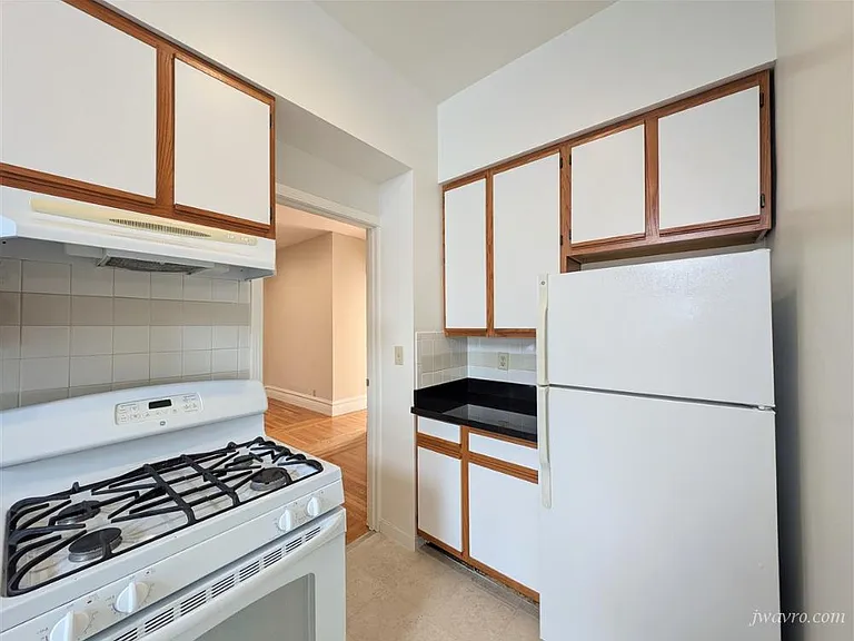 1534 Taylor St #5 — Photo 6