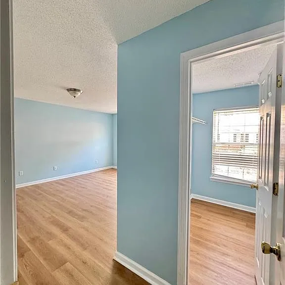 3871 Pleasant Oaks Dr — Photo 24