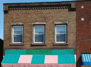 910 Main St, Follansbee, WV 26037