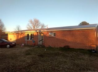 622 N Hickory St, Atoka, OK 74525